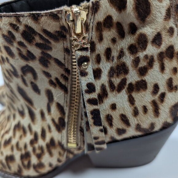 Like NEW Sam Edelman Walden Leopard-Print Cow Hair Booties Size 6 - Picture 5 of 17